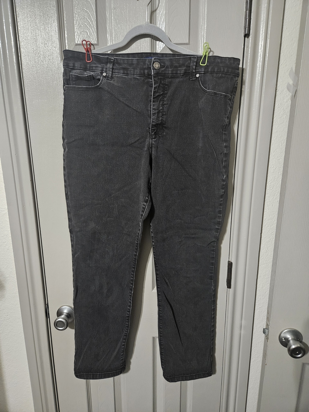 Bandolino Women's Black Straight Leg Jeans